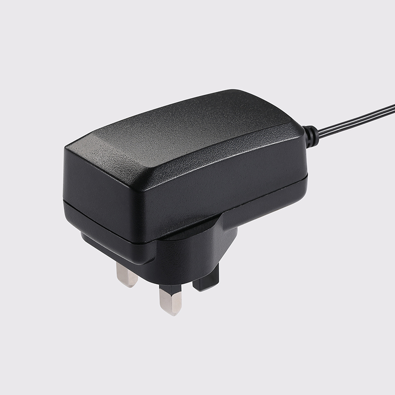 15W英規(guī)插墻式