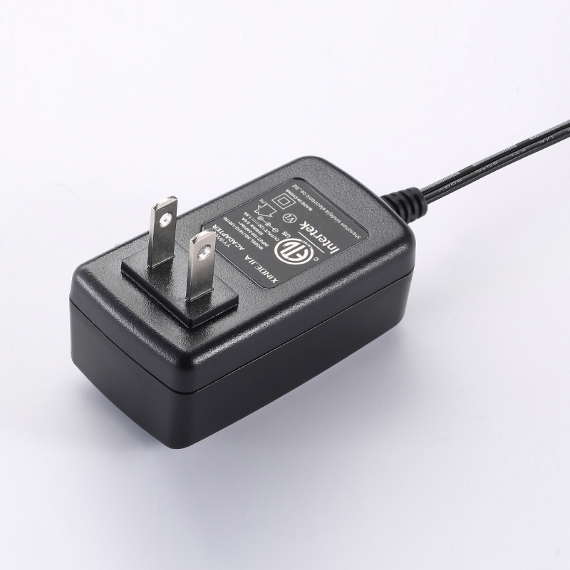 15W臺(tái)灣規(guī)插墻式