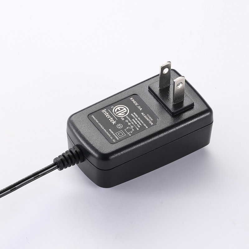 15W臺(tái)灣規(guī)插墻式